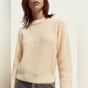 525 Crewneck Knit Pullover Long Sleeve Sweater Cream Small